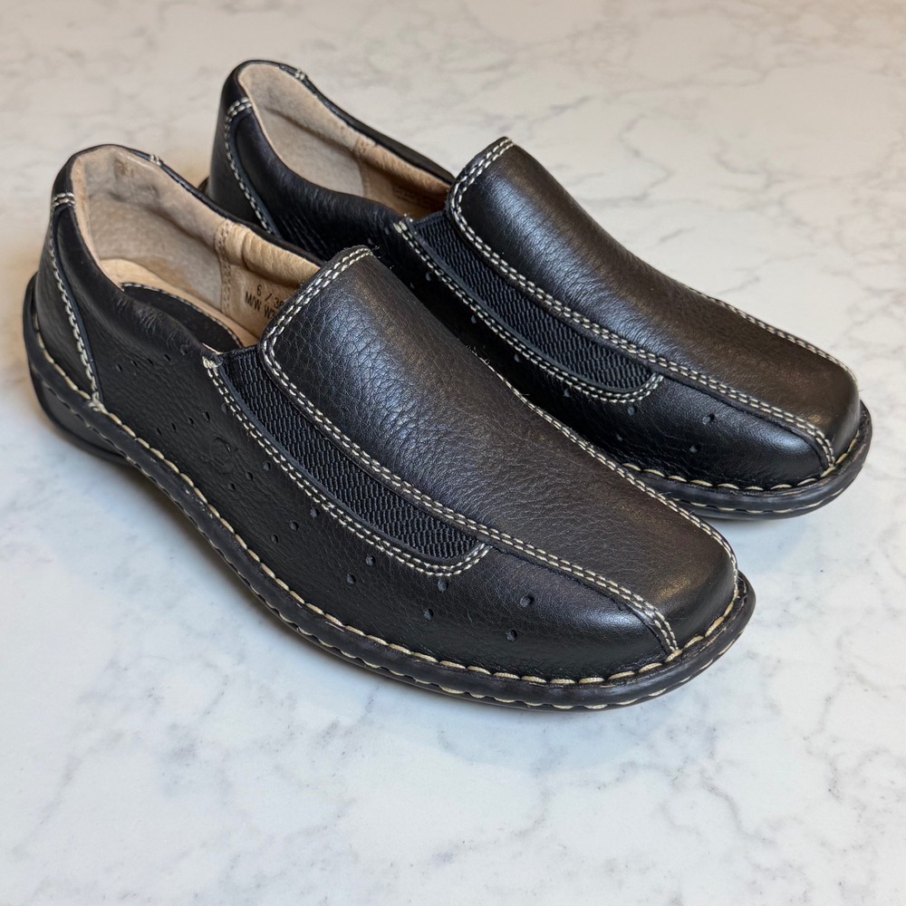 Born Women's Black Pebbled Leather Slip On Comfort Loafers Size 6 NWOB - Picture 2 of 7